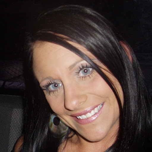 Angela Valdez Photo 19