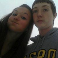 Nicole Humphries Photo 9