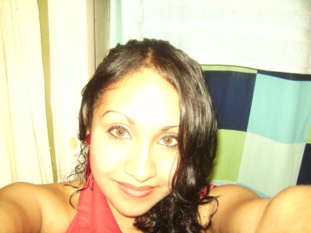 Cindy Hernandez Photo 32