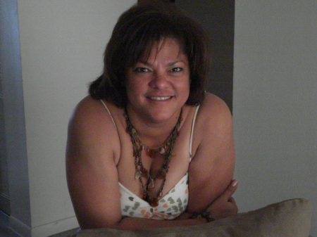 Rebecca Alvarez Photo 3