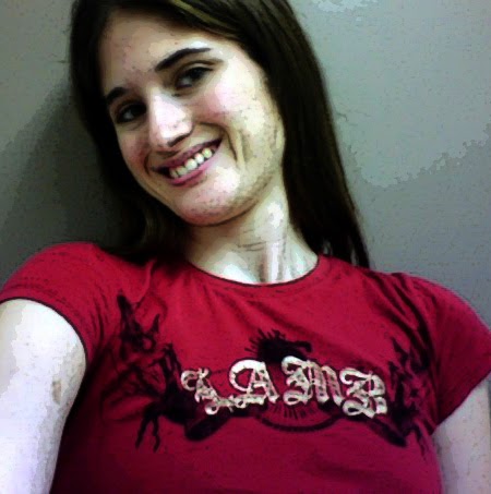 Carrie Davies Photo 29