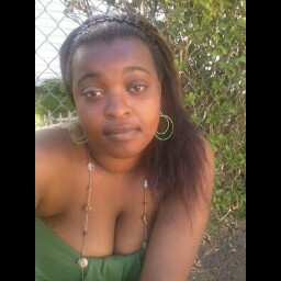 Adrienne Lawrence Photo 25