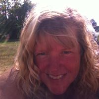 Julie Hoffman Photo 27