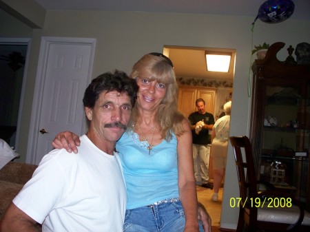 Debbie Hamilton Photo 8