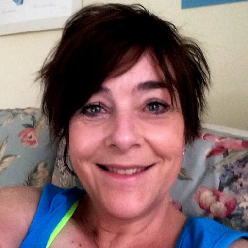 Ellen Martin Photo 19