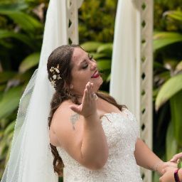Julie Silva Photo 37