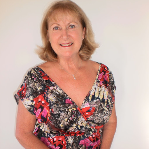 Pamela Davidson Photo 14
