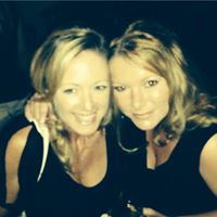 Elizabeth Warner Photo 44