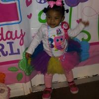 Stephanie Eiland Photo 16