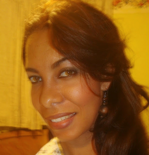Jeannette Fernandez Photo 32