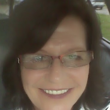 Pam Lucas Photo 7