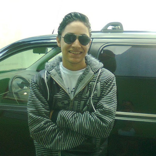 Christian Wallace Photo 14