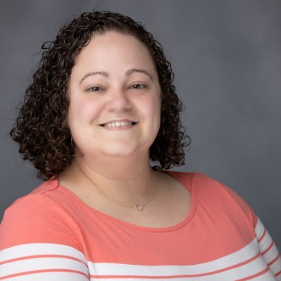 Emily Dugan Photo 33