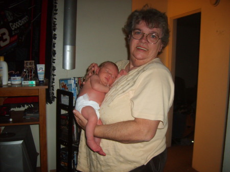Linda Boyd Photo 15