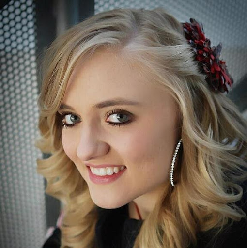 Krista Young Photo 20