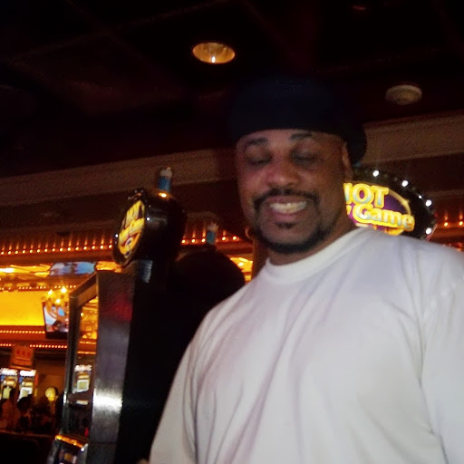 Lamont Johnson Photo 30