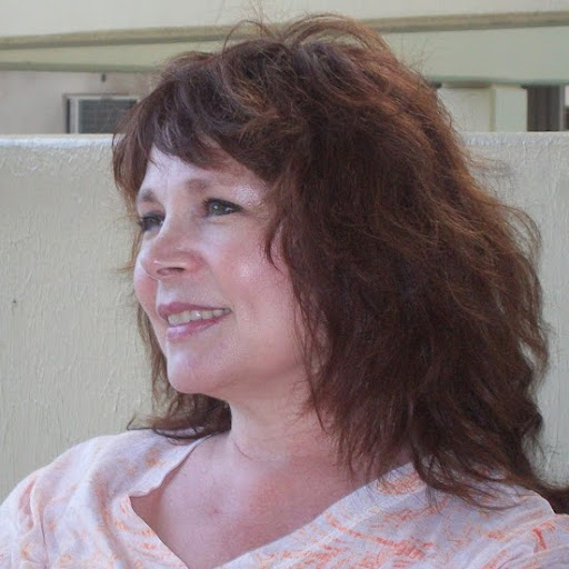 Julia Sizemore Photo 9
