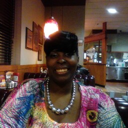 Tracy Henderson Photo 37