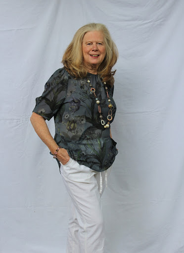 Jennifer Askew Photo 36