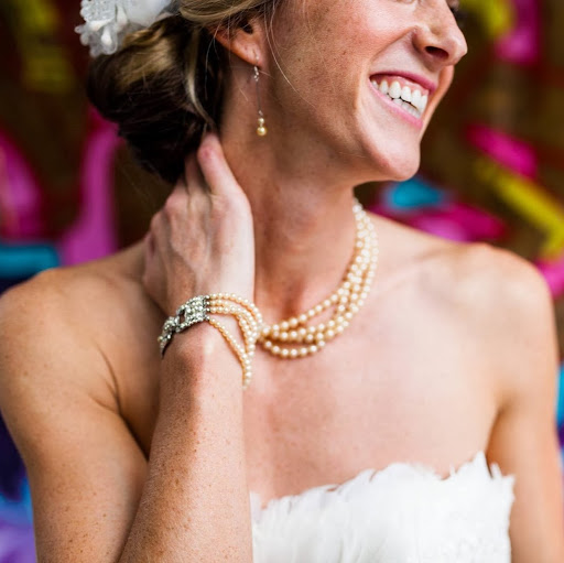 Leigh Martin Photo 28
