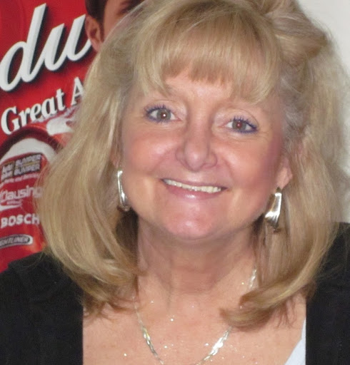 Terri Carpenter Photo 28
