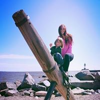Alexandra Quick Photo 7