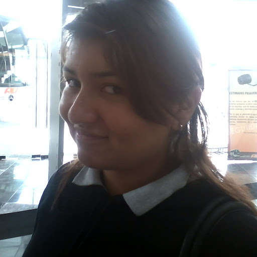 Daniela Ramirez Photo 7