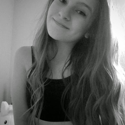 Jessica Erickson Photo 38