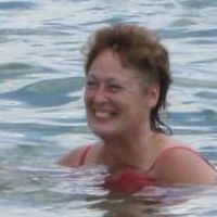 Julie Bassett Photo 36