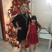 Janice Torres Photo 7