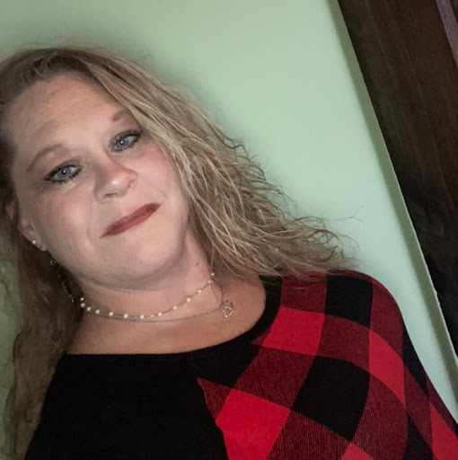 April Walker Photo 46