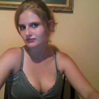 Elizabeth Howell Photo 35