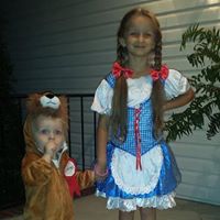 Holly Heard Photo 5