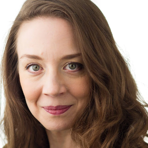 Sara Barker Photo 11
