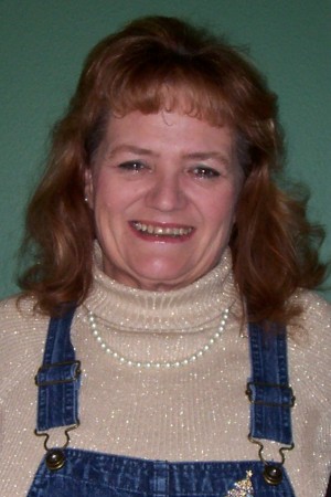 Linda Edwards Photo 31