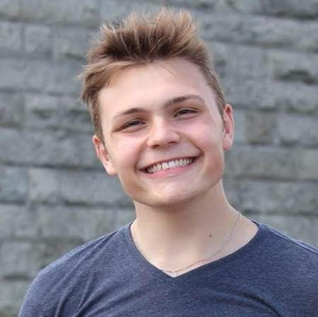 Silas Neal Photo 3