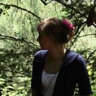 Lindsay Barton Photo 23