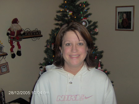 Michelle Reynolds Photo 19