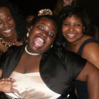 Adrienne Ward Photo 15