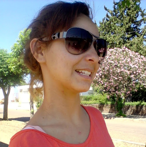 Liz Silva Photo 10