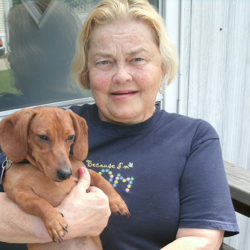 Julia Curtis Photo 4