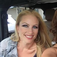 Becky Mallory Photo 26