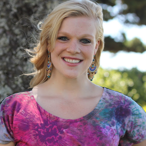 Jessica Douglass Photo 27