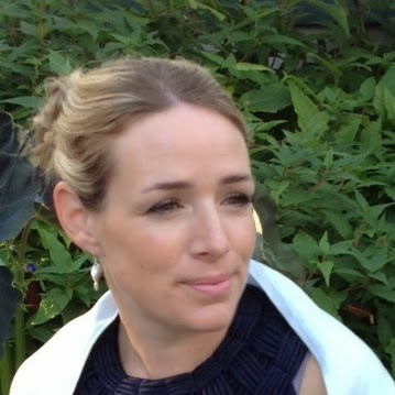 Suzanne Atkinson Photo 41