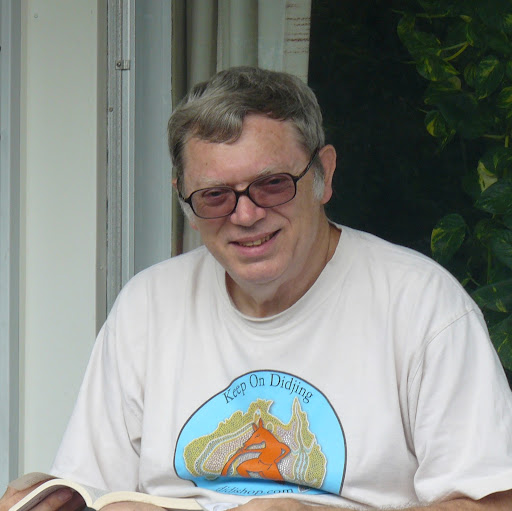 Michael Sands Photo 44