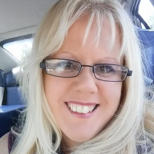 Carrie Callahan Photo 18