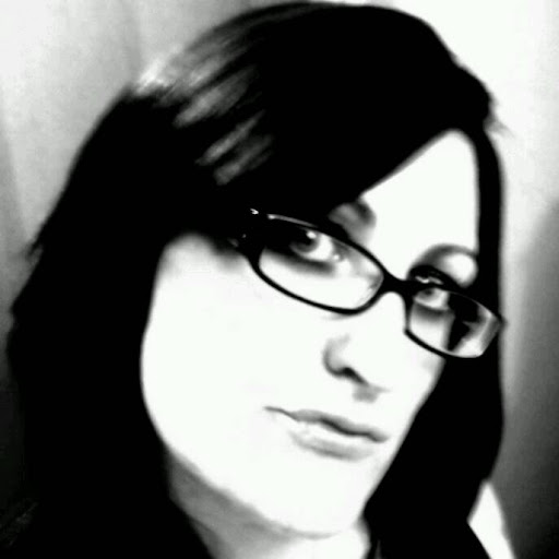 Julie Webb Photo 19