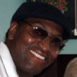 Gregory Barnes Photo 49