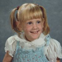 Christina Magee Photo 32