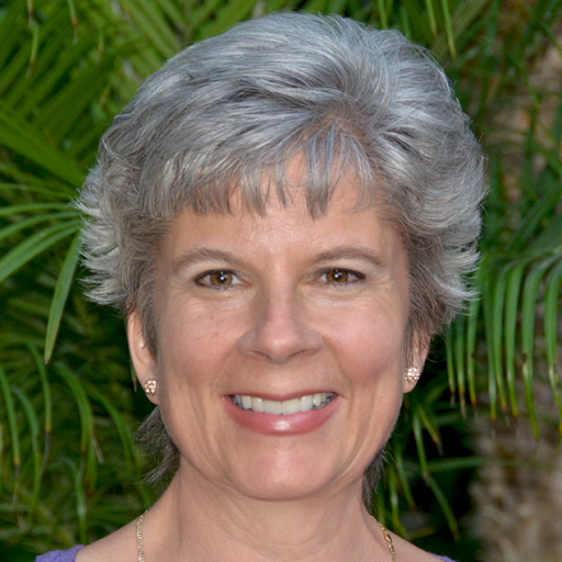 Julie Milligan Photo 13